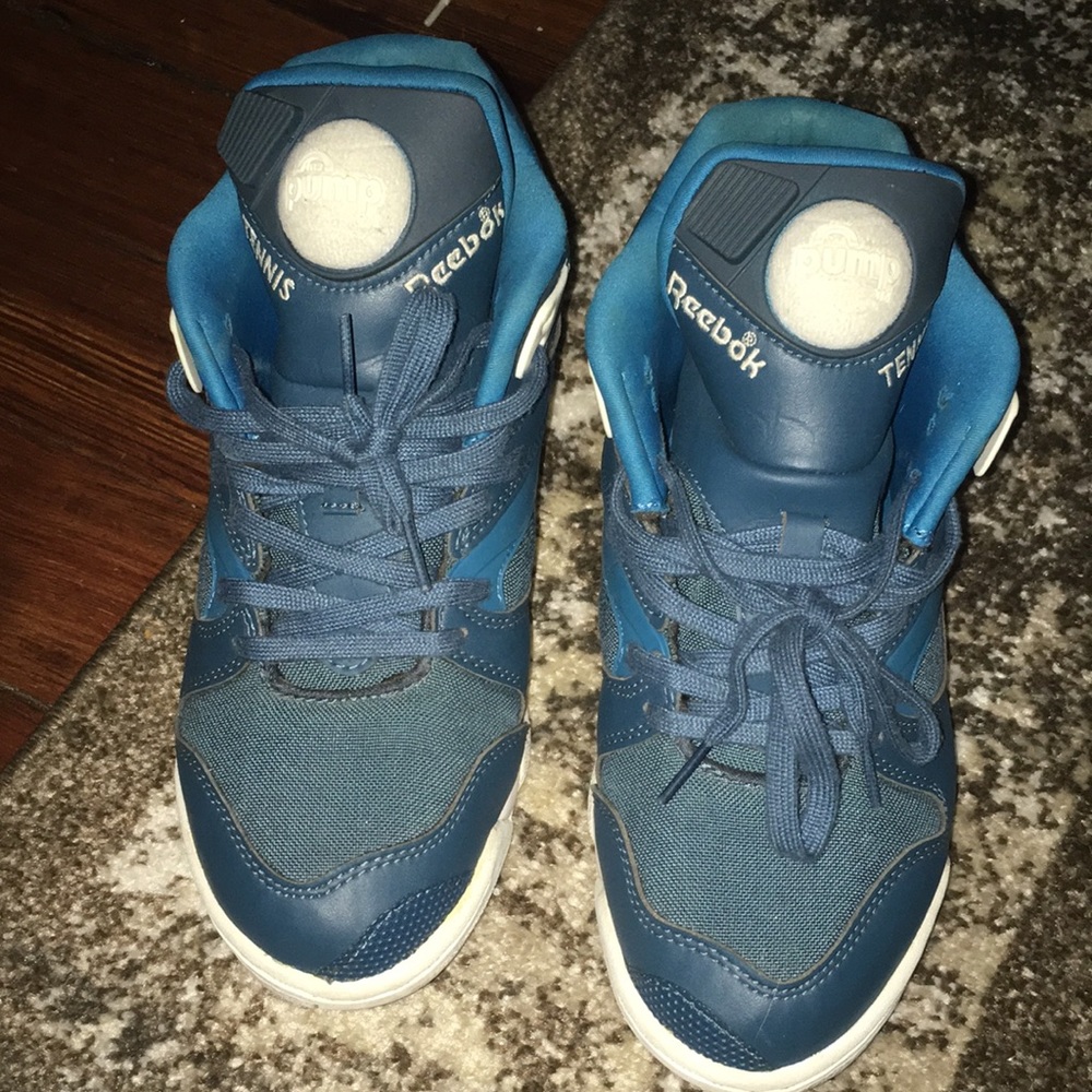Reebok Court victory pump